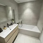 Old Town-exceptional Apartment-in Absolute Calm אנטיב