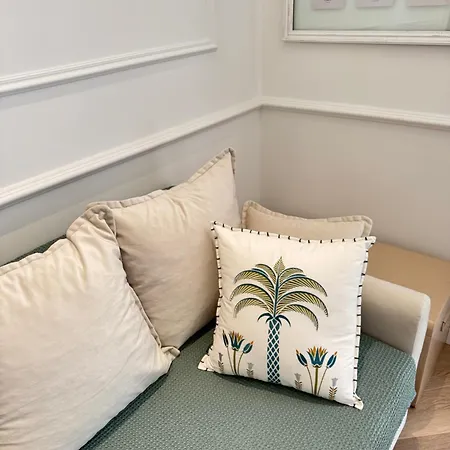 Old Town-exceptional Apartment-in Absolute Calm * Antibes