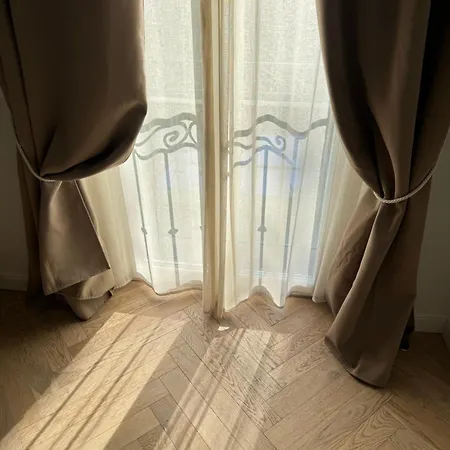 Old Town-exceptional Apartment-in Absolute Calm * Antibes